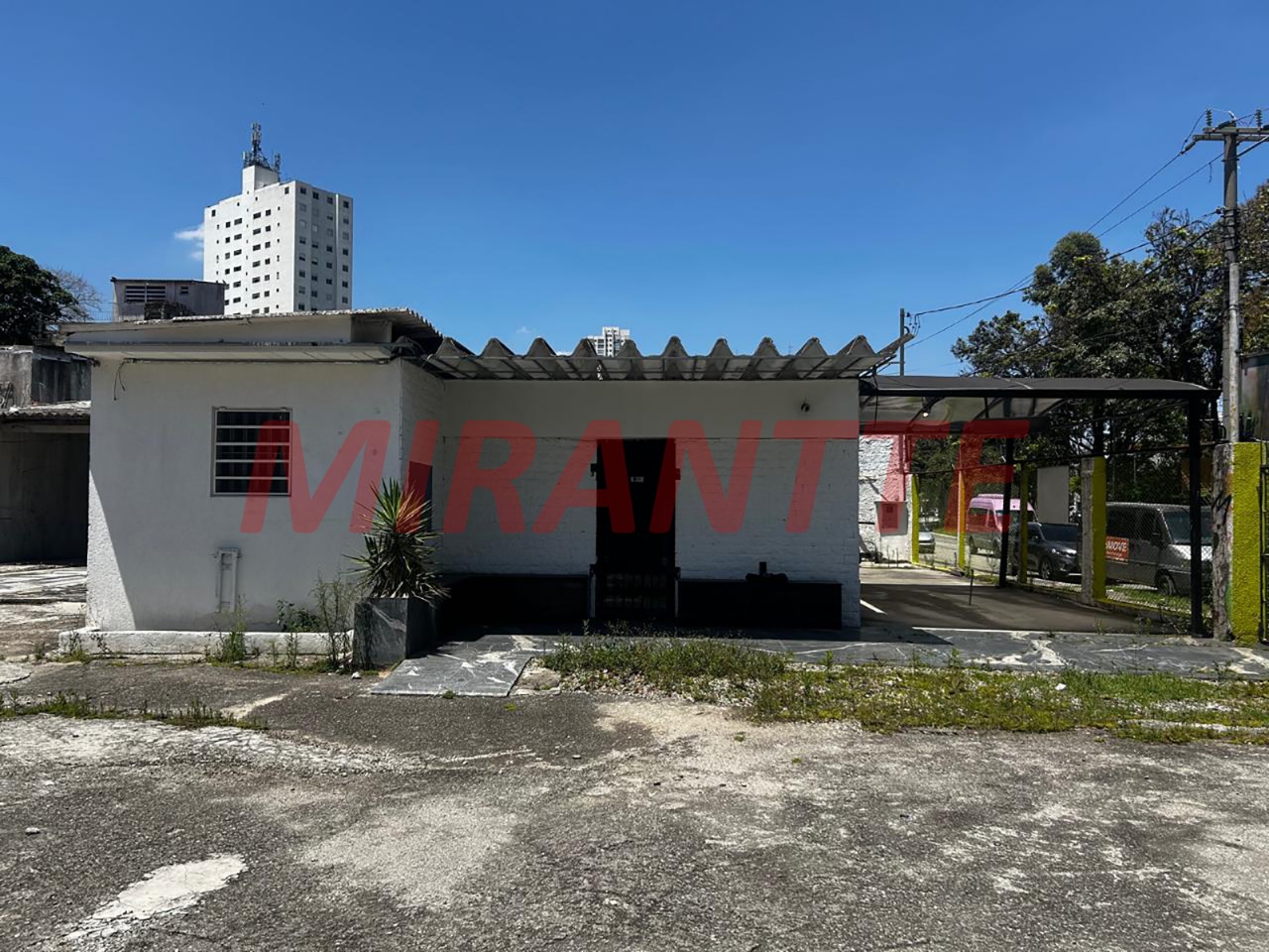 Comercial de 600m² em Imirim