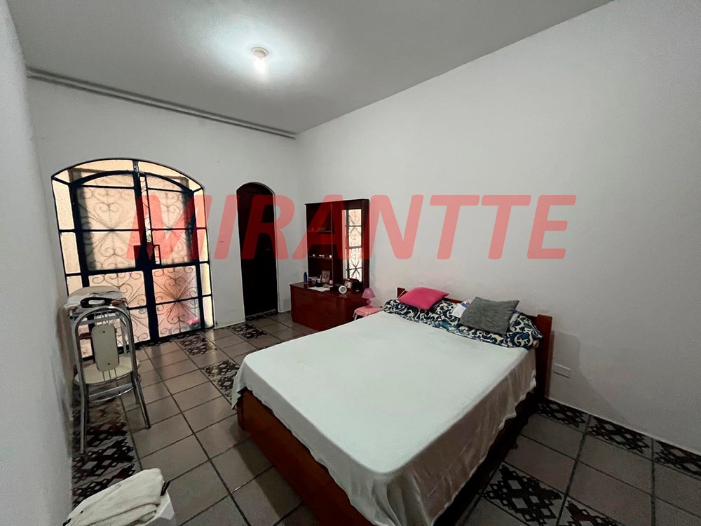 Sobrado de 250m² com 4 quartos em Vila Medeiros