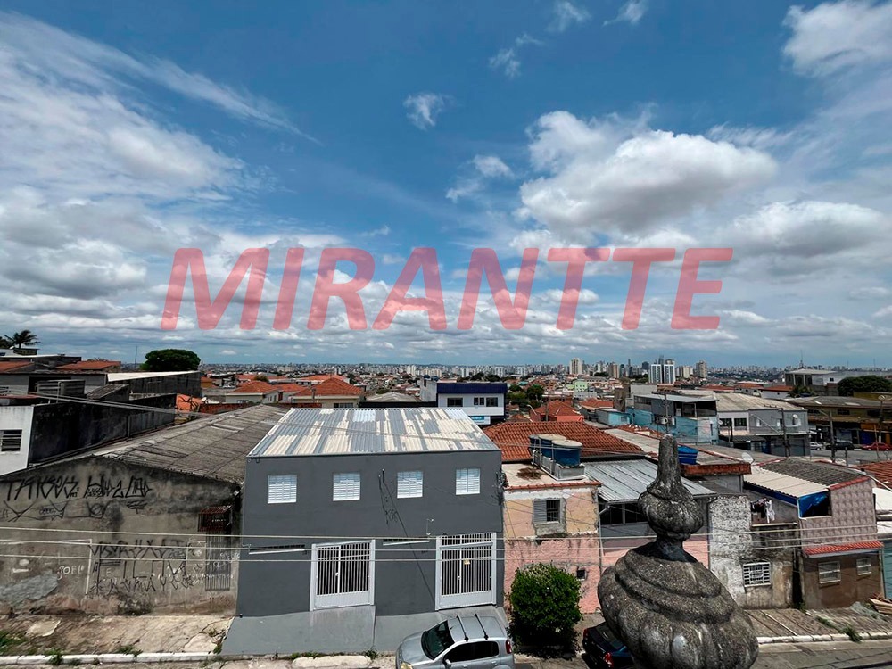Sobrado de 250m² com 4 quartos em Vila Medeiros
