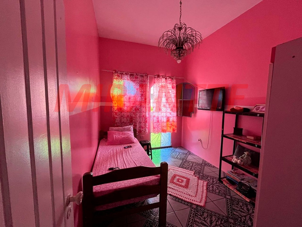 Sobrado de 250m² com 4 quartos em Vila Medeiros