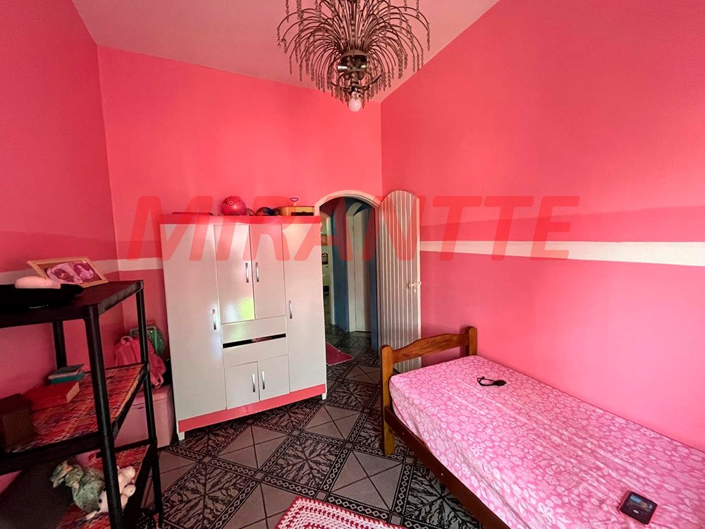 Sobrado de 250m² com 4 quartos em Vila Medeiros