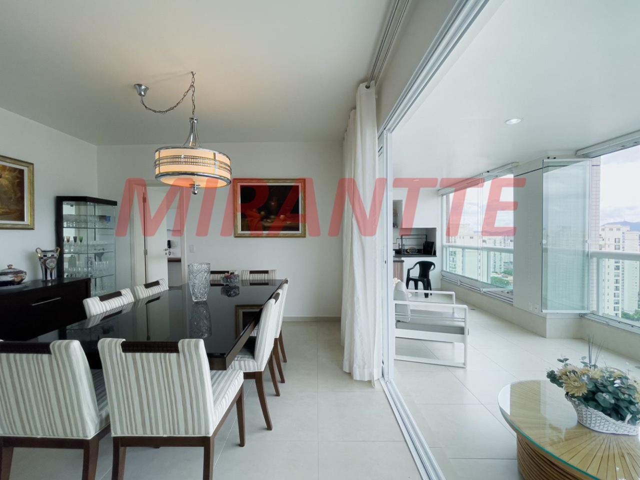 Apartamento de 189m² com 3 quartos em Vila Romana