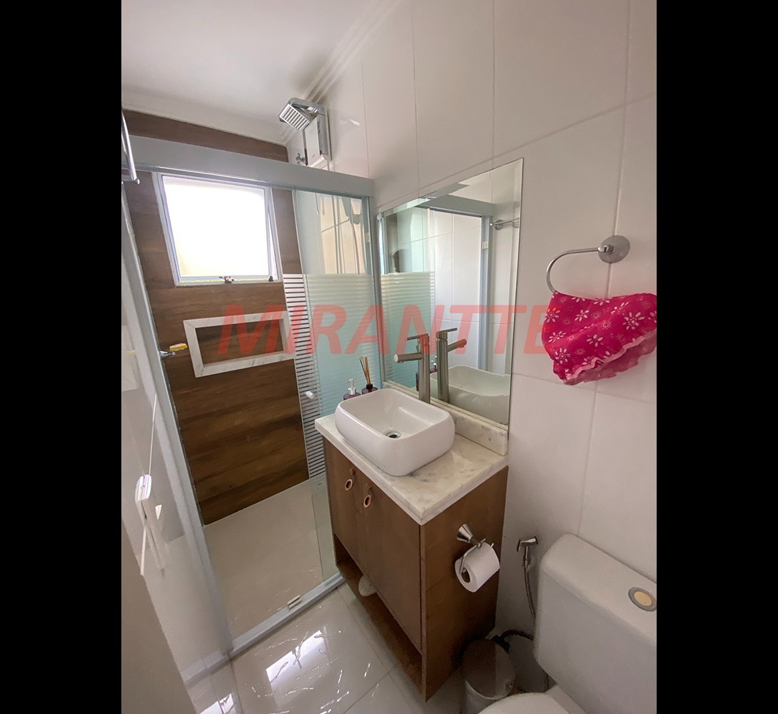 Sobrado de 350m² com 4 quartos em Jardim Ibiratiba