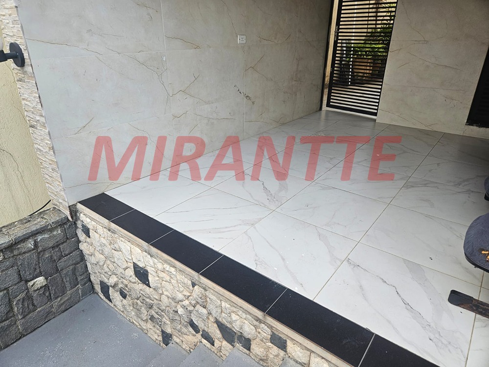 Sobrado de 245m² com 6 quartos em Vila Maria Alta