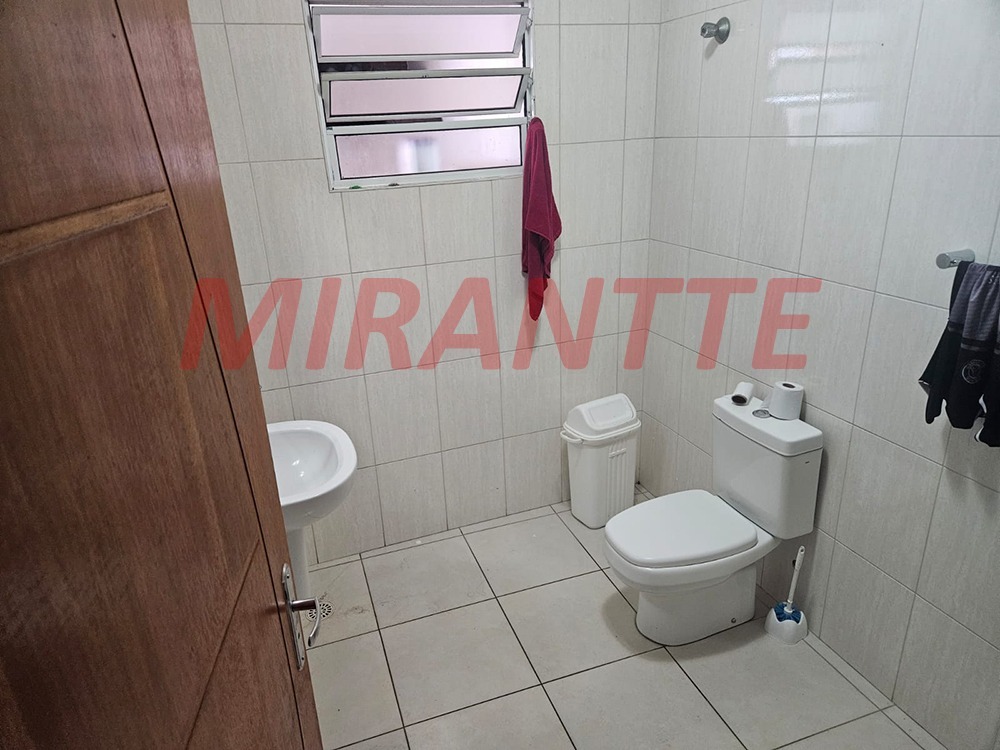 Sobrado de 245m² com 6 quartos em Vila Maria Alta