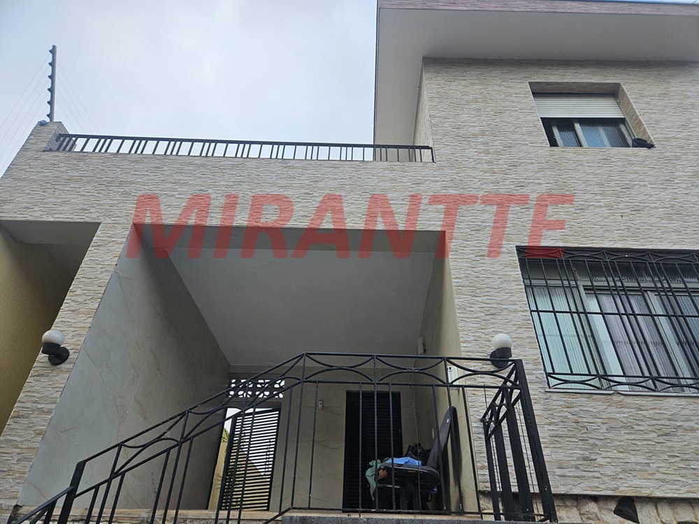 Sobrado de 245m² com 6 quartos em Vila Maria Alta