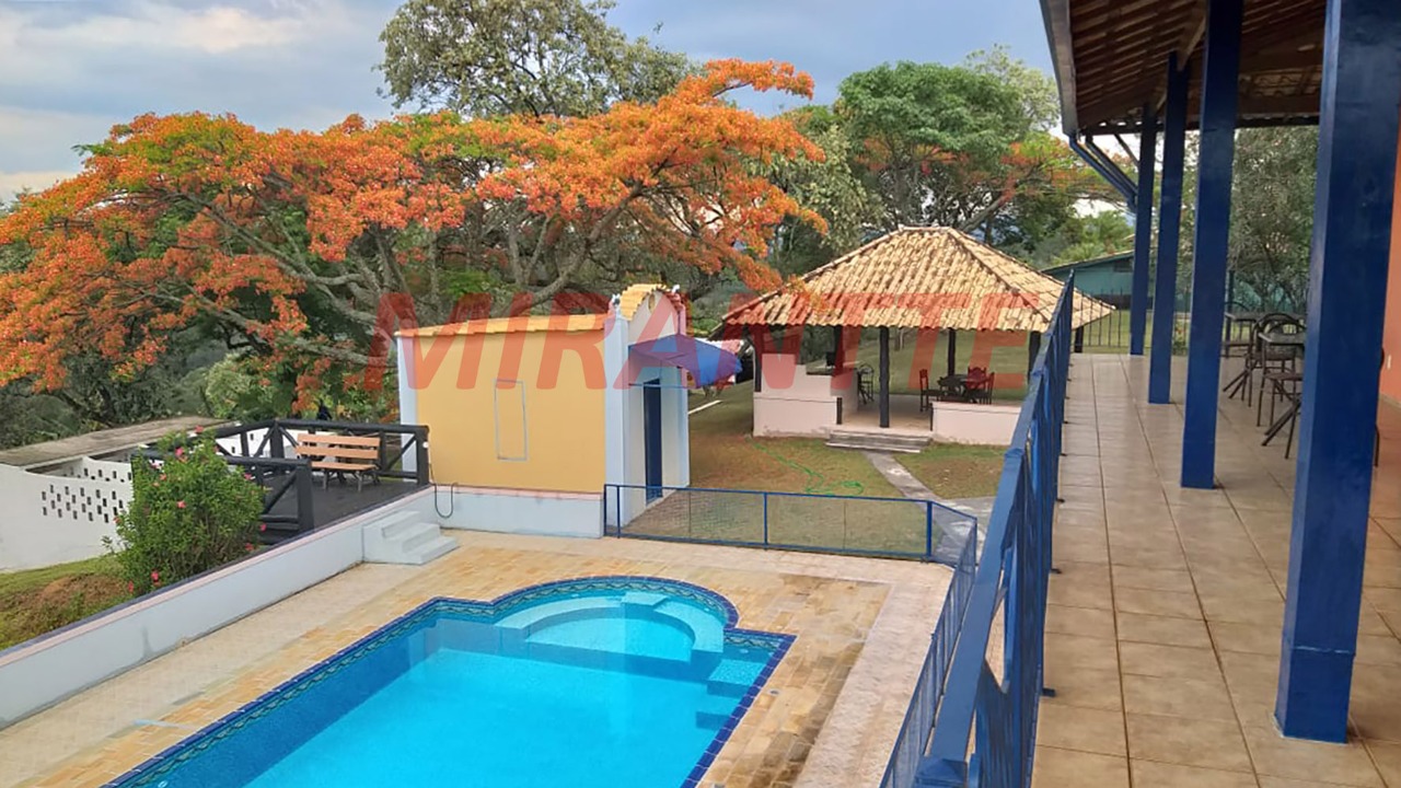 ChÁcara de 785m² com 3 quartos em Parque da Fazenda II