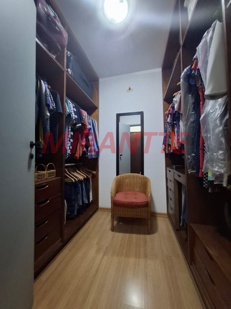 Apartamento de 198m² com 4 quartos em Santana