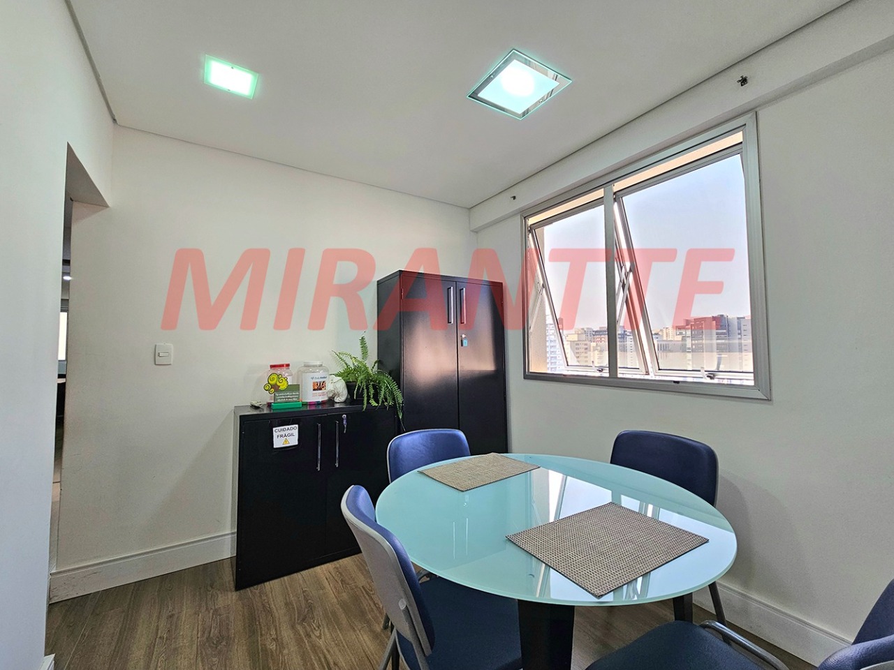 Comercial de 151m² em Indianópolis