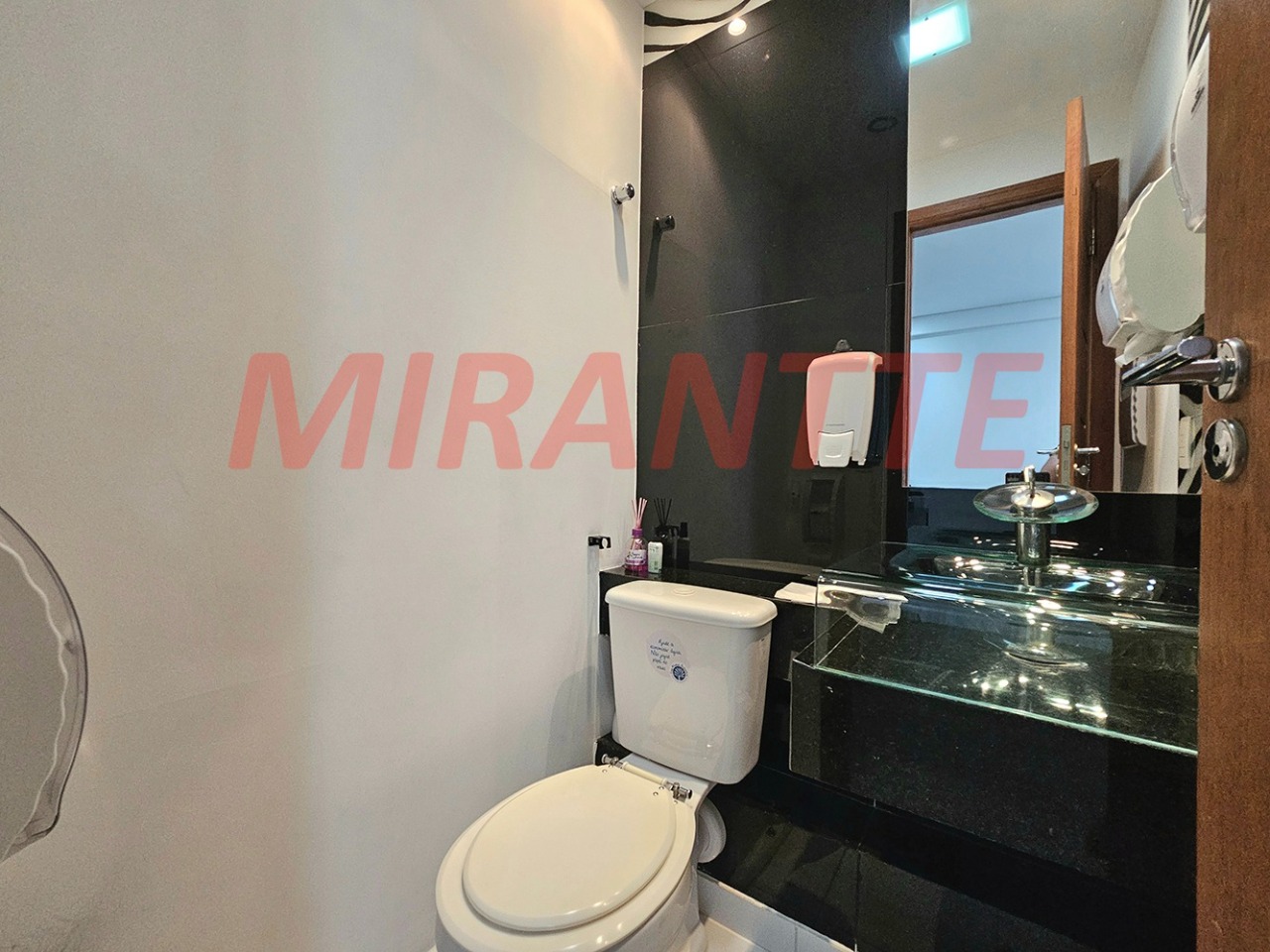 Comercial de 151m² em Indianópolis