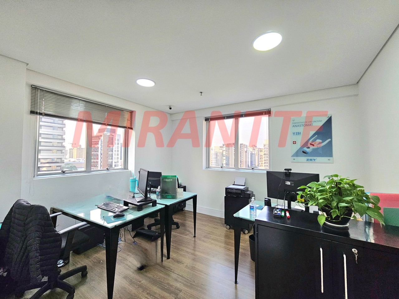 Comercial de 151m² em Indianópolis