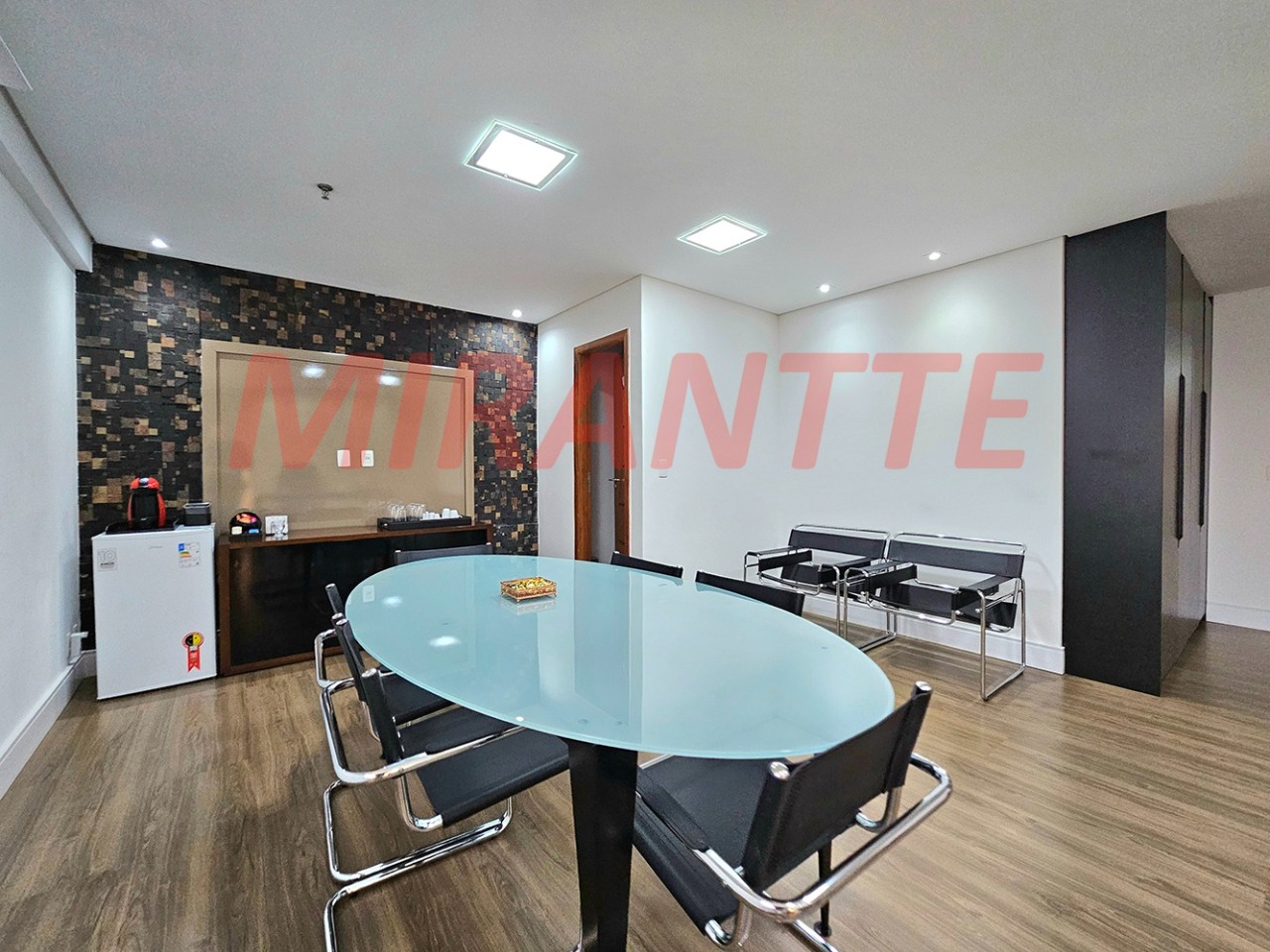 Comercial de 151m² em Indianópolis