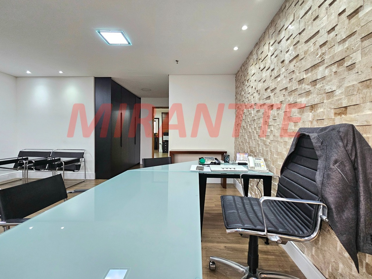 Comercial de 151m² em Indianópolis