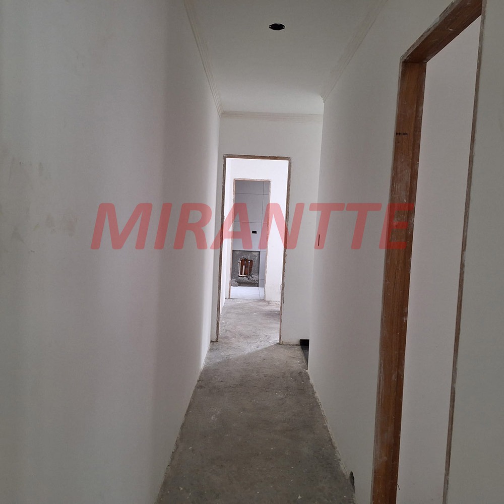 Sobrado de 105m² com 3 quartos em Santana
