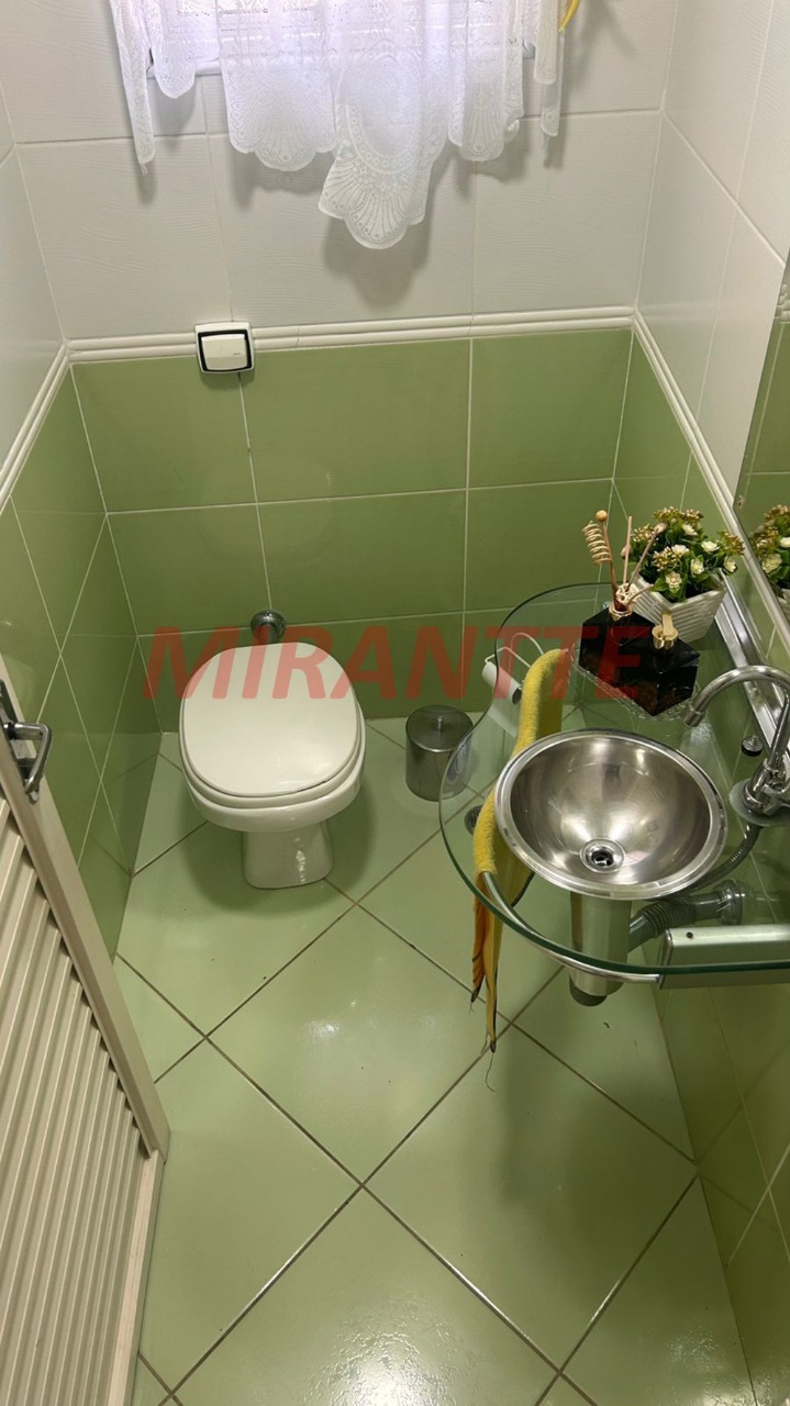 Sobrado de 160m² com 3 quartos em Vila Gustavo