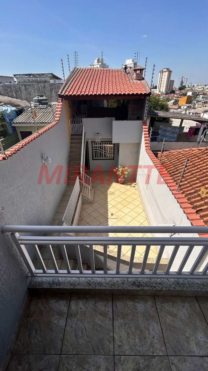 Sobrado de 160m² com 3 quartos em Vila Gustavo