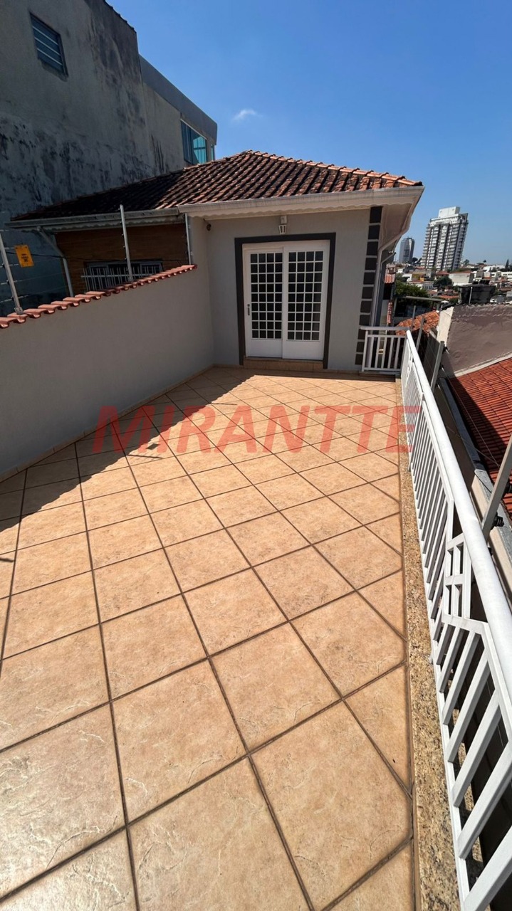 Sobrado de 160m² com 3 quartos em Vila Gustavo