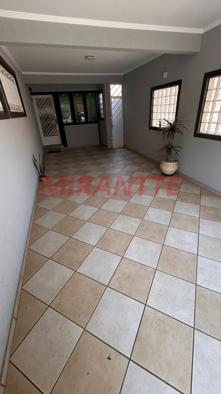 Sobrado de 160m² com 3 quartos em Vila Gustavo