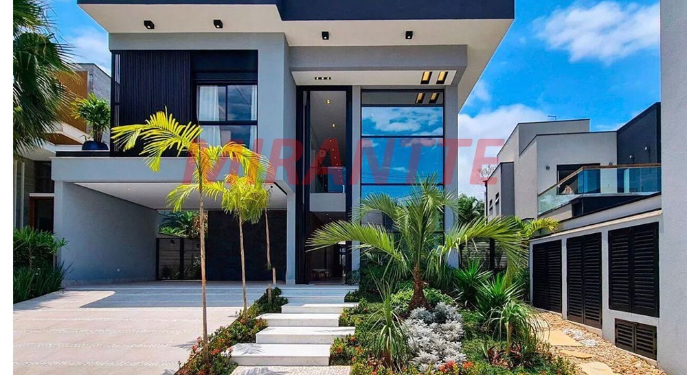 Cond. fechado de 464m² com 6 quartos em RIVIERA DE SAO LOURENCO