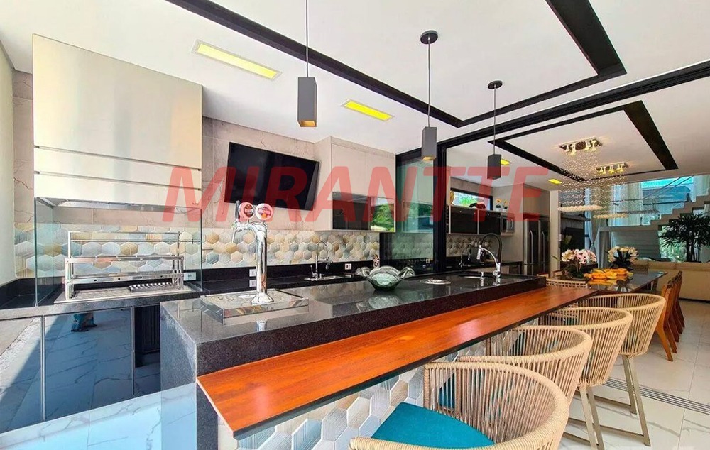 Cond. fechado de 464m² com 6 quartos em RIVIERA DE SAO LOURENCO