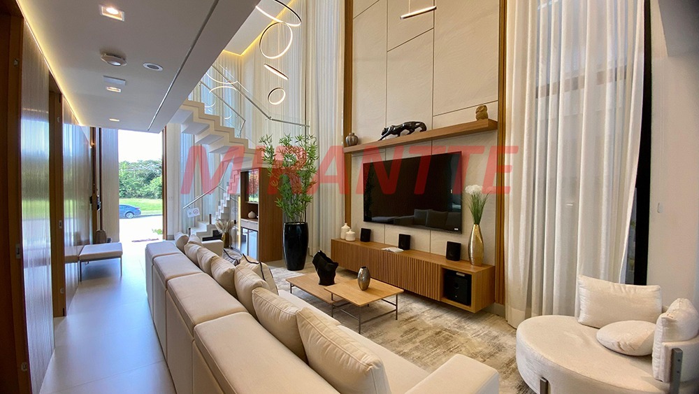 Cond. fechado de 400m² com 6 quartos em RIVIERA DE SAO LOURENCO