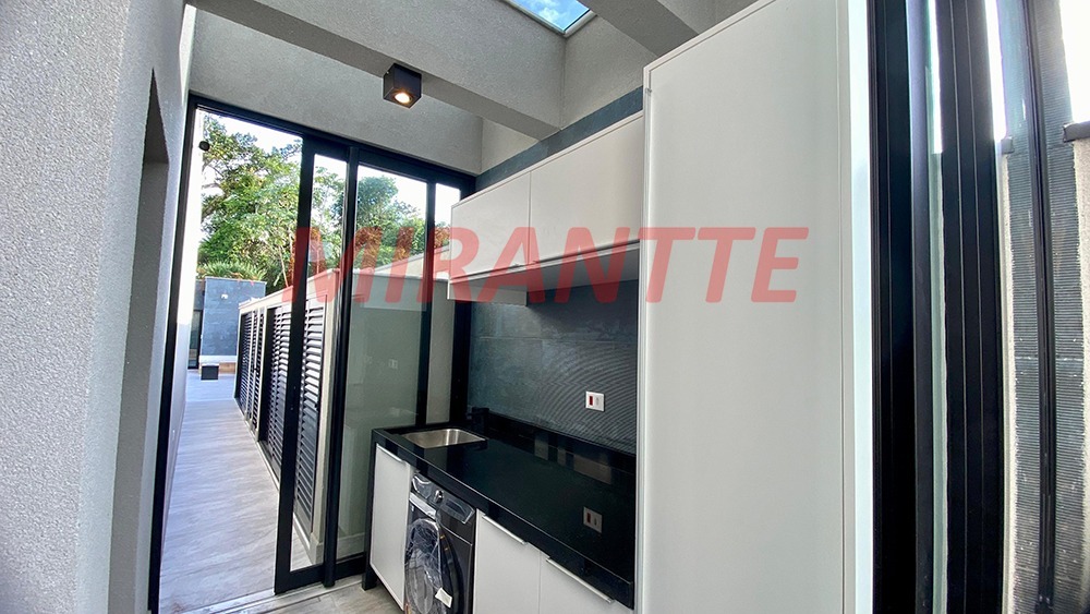 Cond. fechado de 400m² com 6 quartos em RIVIERA DE SAO LOURENCO