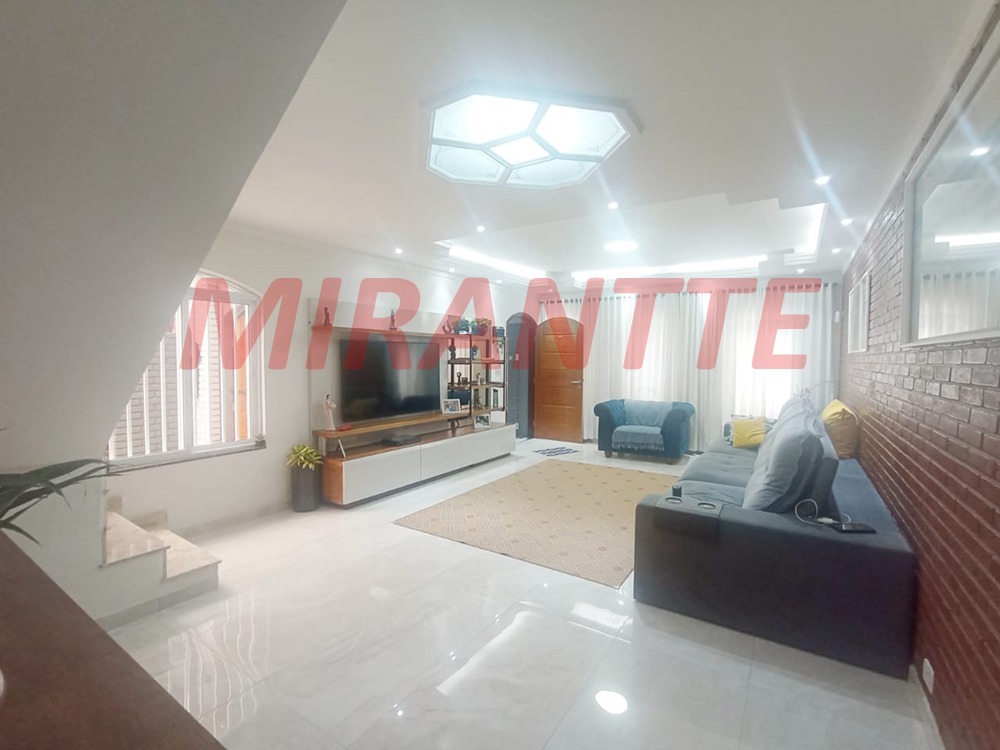 Sobrado de 257m² com 3 quartos em Vila Guilherme