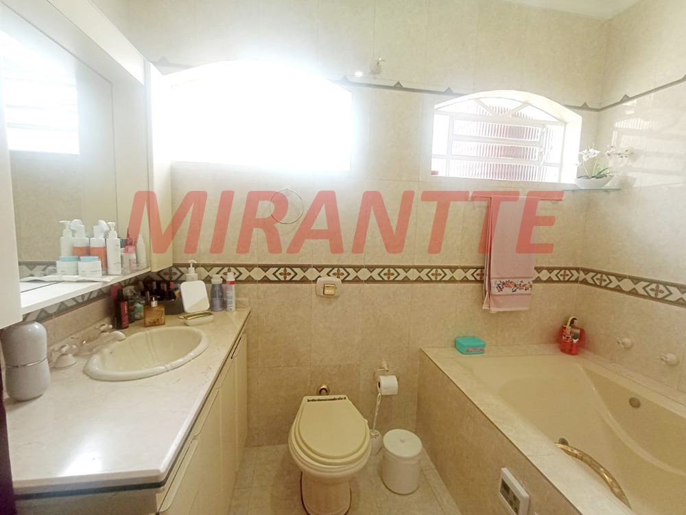 Sobrado de 257m² com 3 quartos em Vila Guilherme
