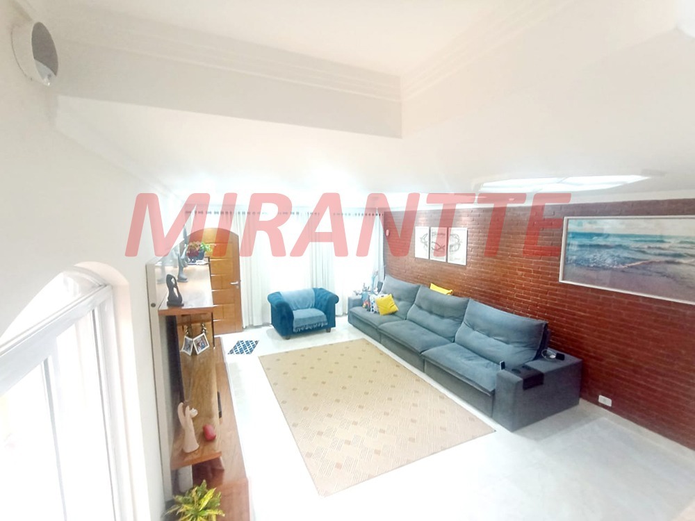 Sobrado de 257m² com 3 quartos em Vila Guilherme
