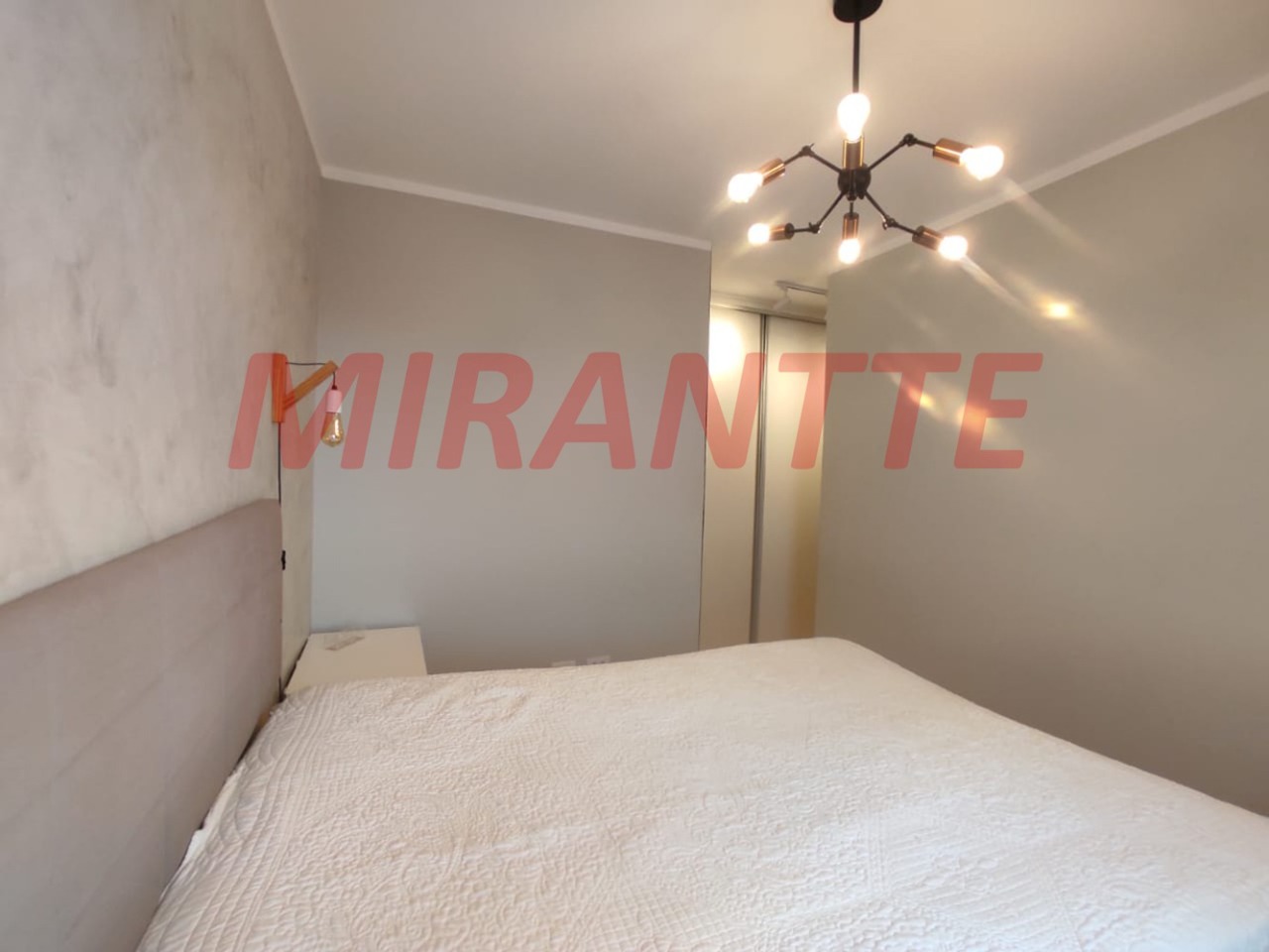 Apartamento de 53m² com 2 quartos em Vila Basileia