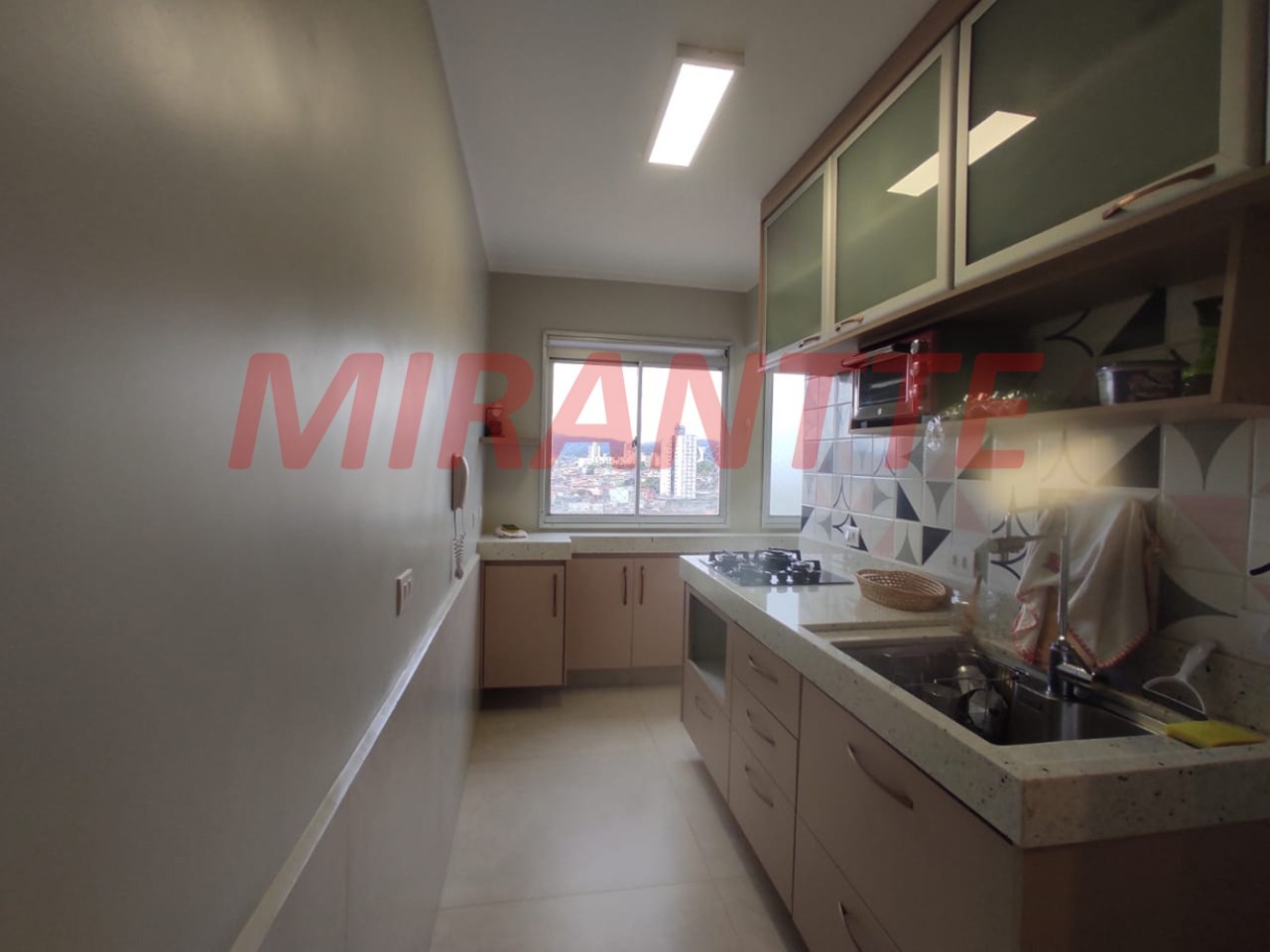 Apartamento de 53m² com 2 quartos em Vila Basileia