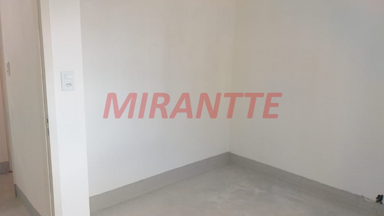 Sobrado de 150m² com 2 quartos em Santana