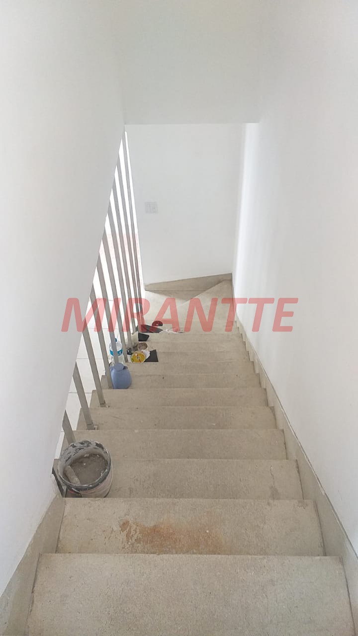 Sobrado de 150m² com 2 quartos em Santana
