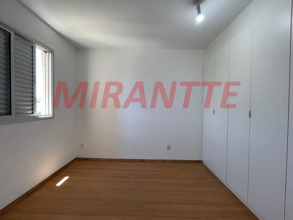 Apartamento de 51m² com 2 quartos em Jaçana