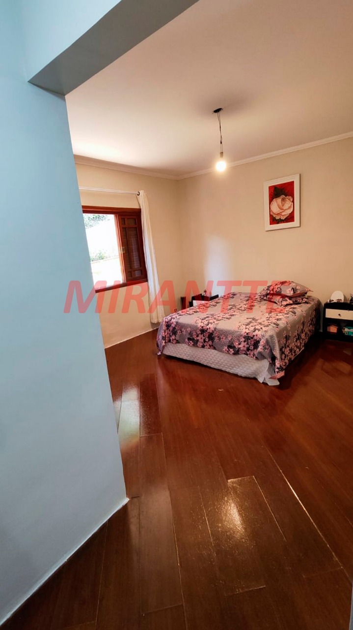 Sobrado de 280m² com 3 quartos em Barreiro