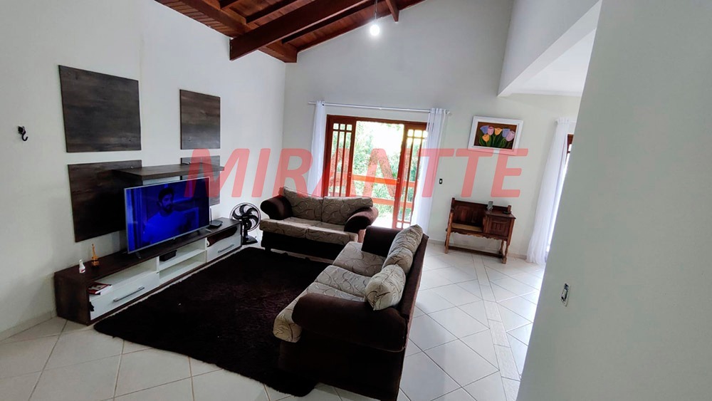 Sobrado de 280m² com 3 quartos em Barreiro
