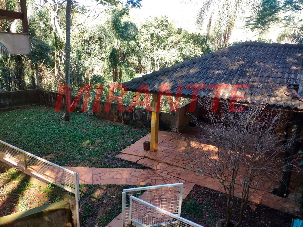 Sobrado de 280m² com 3 quartos em Barreiro