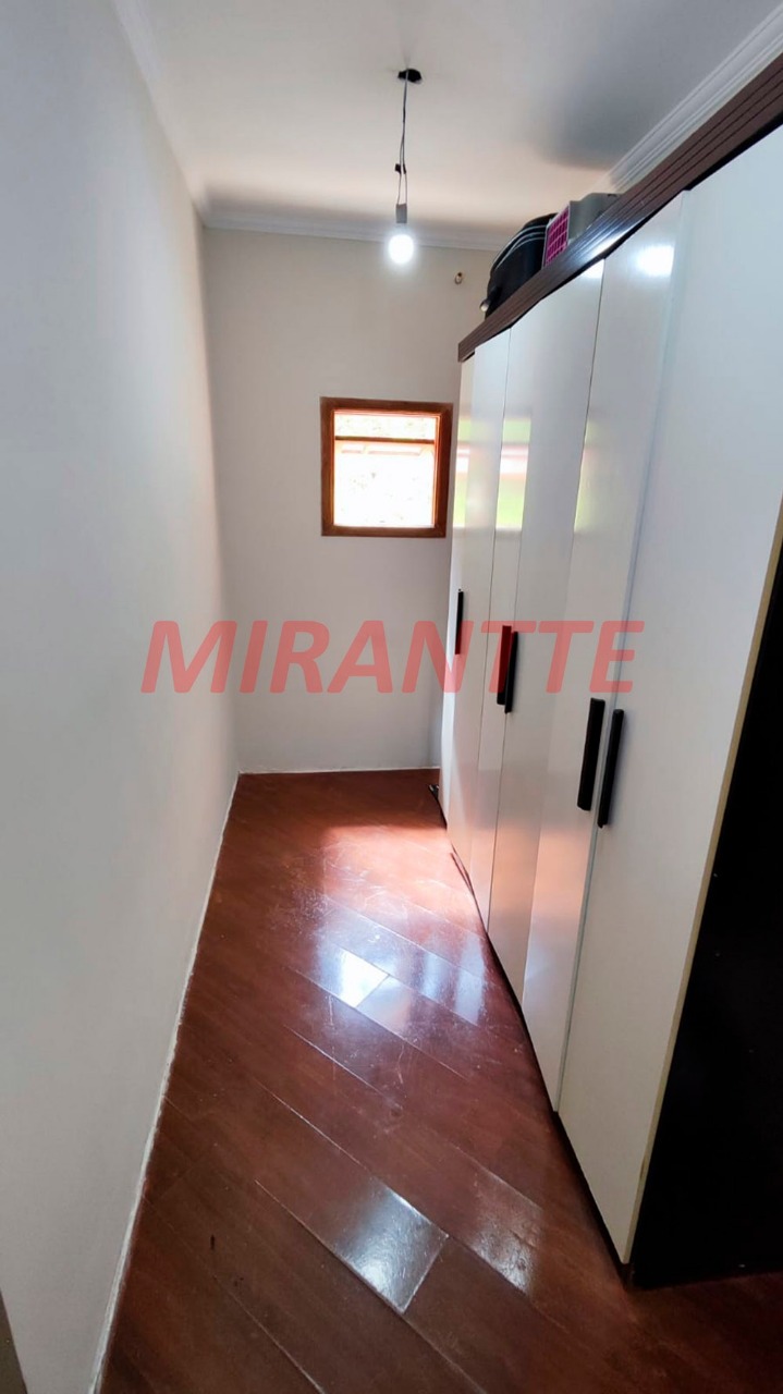 Sobrado de 280m² com 3 quartos em Barreiro