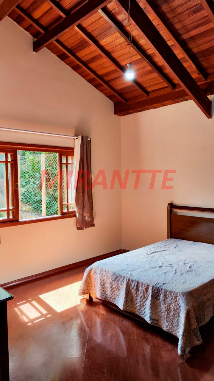 Sobrado de 280m² com 3 quartos em Barreiro