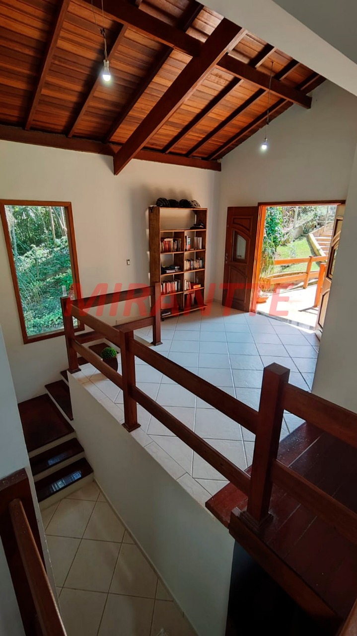 Sobrado de 280m² com 3 quartos em Barreiro