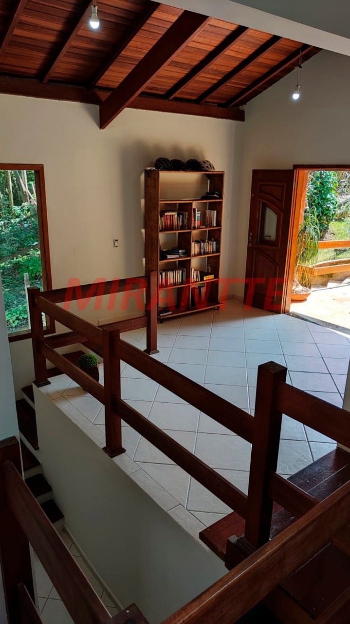 Sobrado de 280m² com 3 quartos em Barreiro