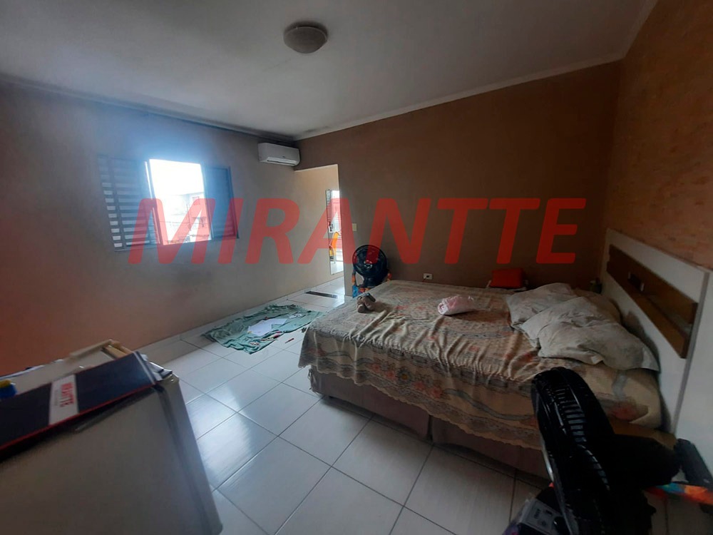 Sobrado de 250m² com 4 quartos em Jardim Modelo