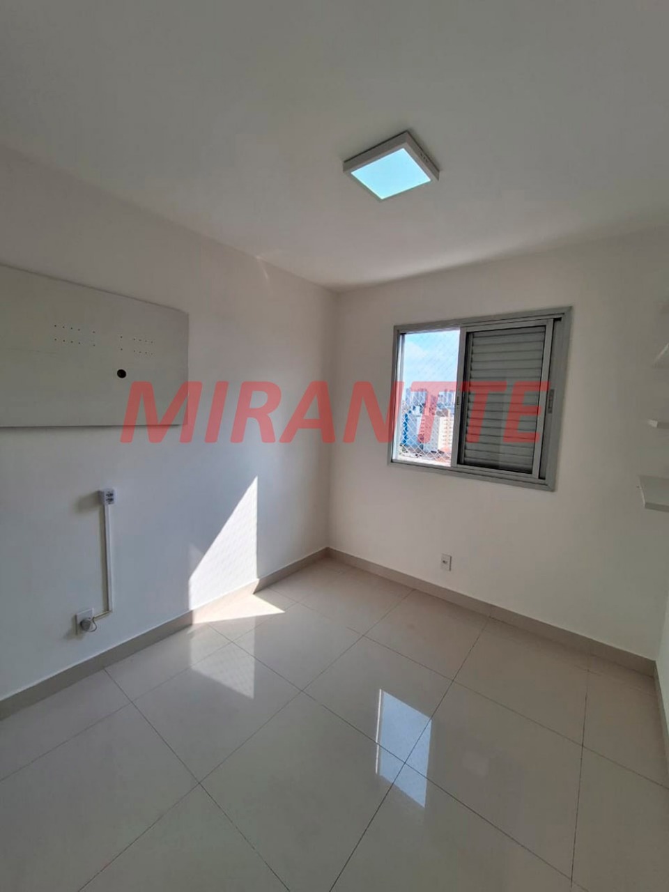 Apartamento de 51m² com 2 quartos em Jaçana