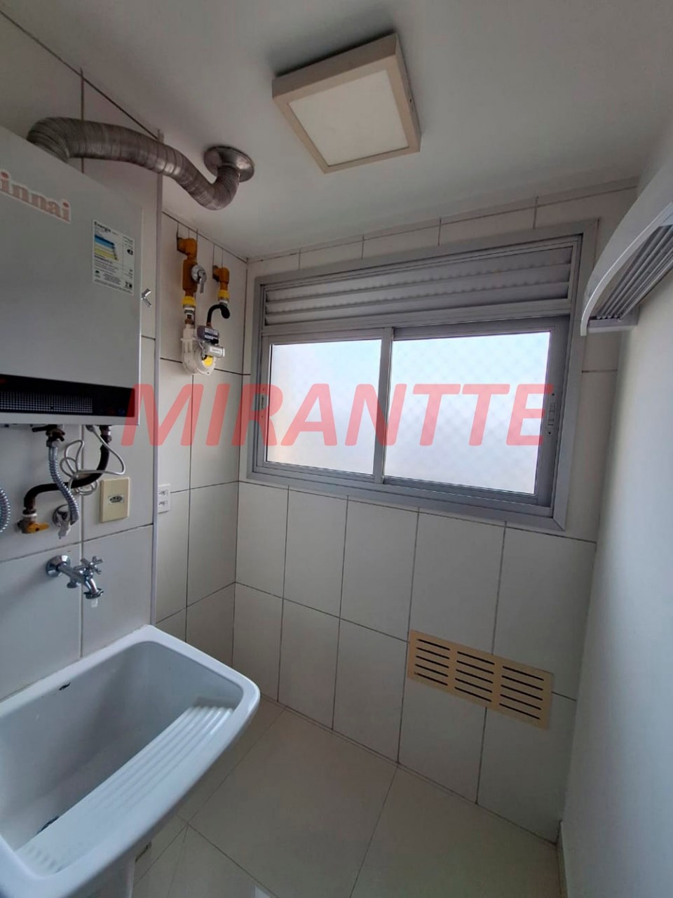 Apartamento de 51m² com 2 quartos em Jaçana