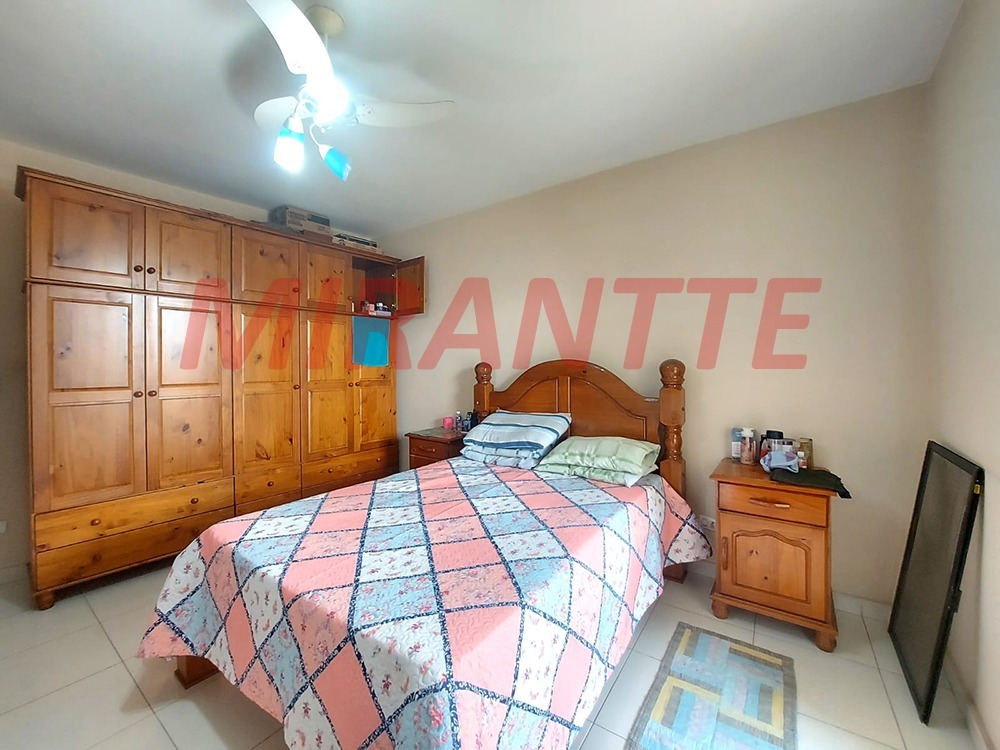 Sobrado de 220m² com 3 quartos em Vila Dionisia