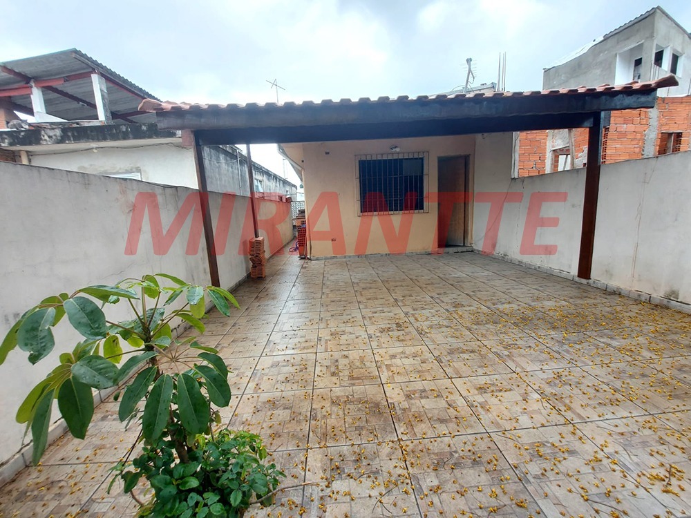 Sobrado de 220m² com 3 quartos em Vila Dionisia