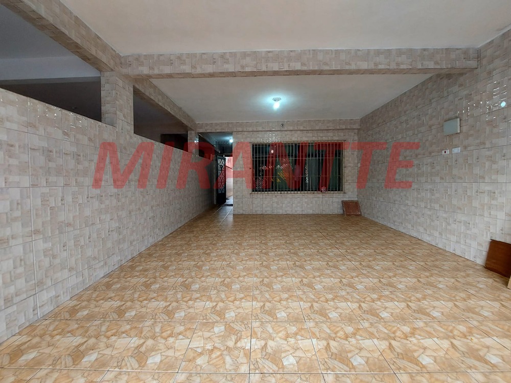 Sobrado de 220m² com 3 quartos em Vila Dionisia