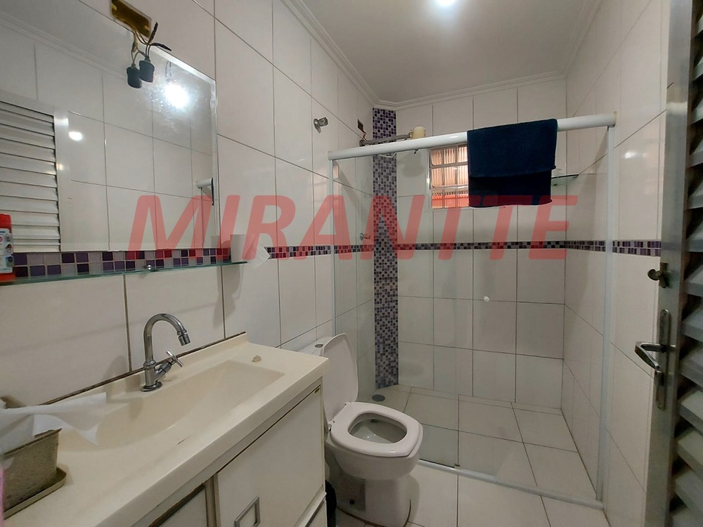 Sobrado de 220m² com 3 quartos em Vila Dionisia