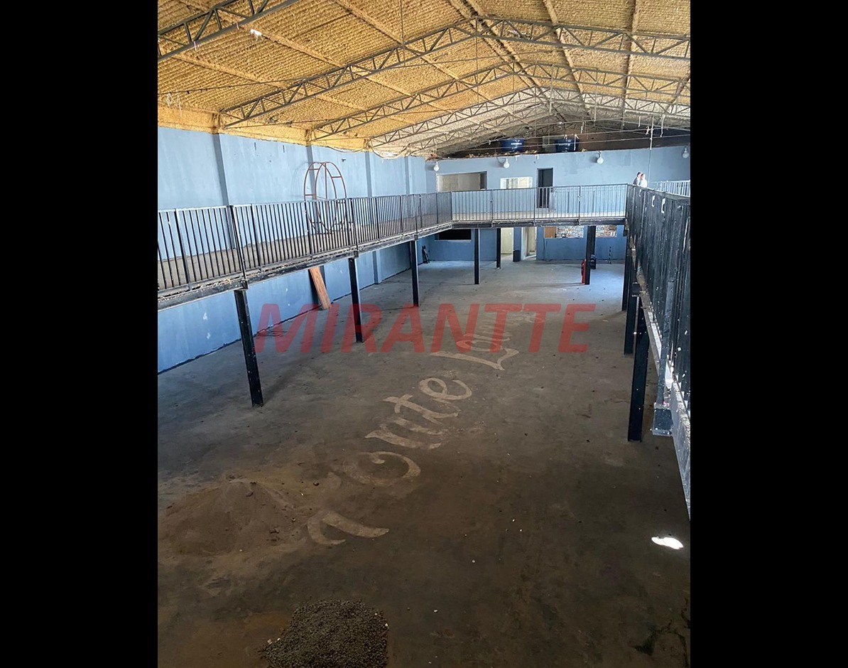 Galpao de 1700m² em Vila Penteado