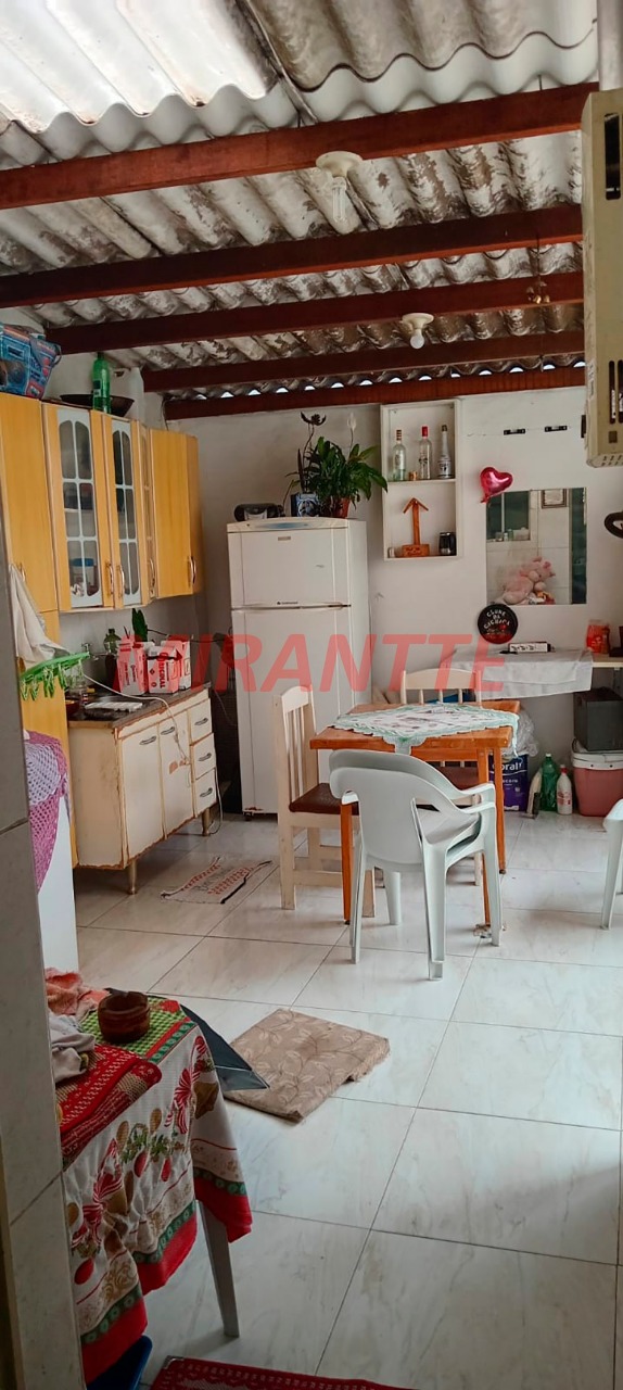 Casa terrea de 128m² com 3 quartos em Casa Verde Alta